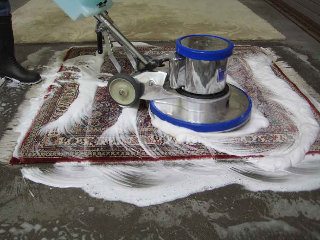 قالیشویی در کمالشهر