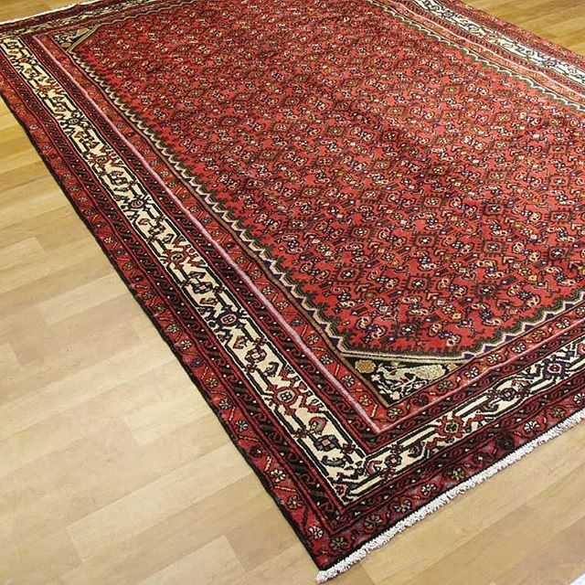 فرش دستبافت همدان