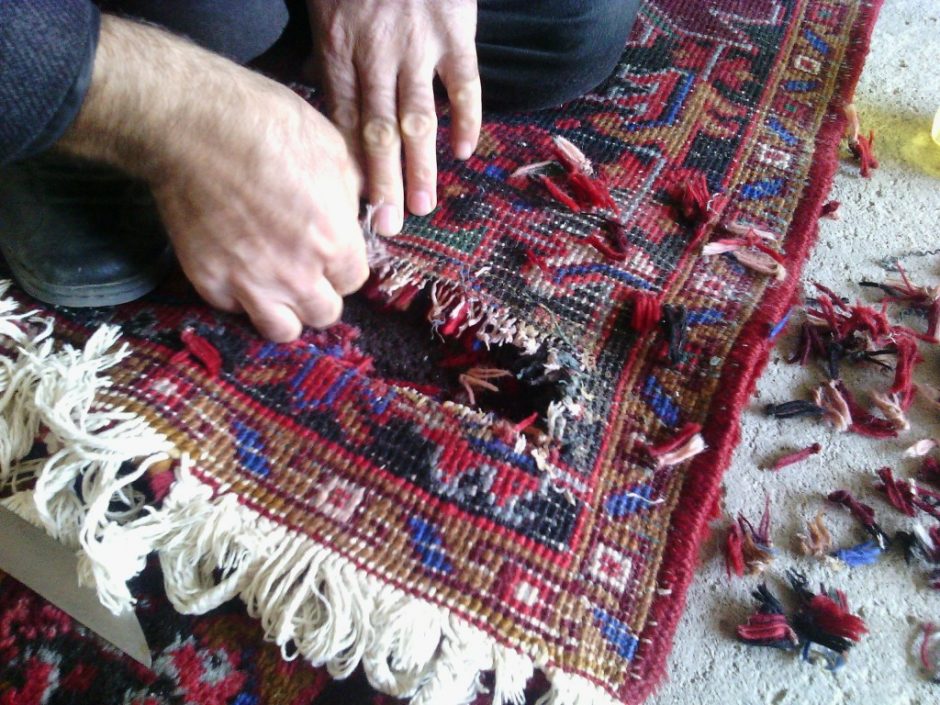 پاره شدن فرش هنگام شستوشو2 پاره شدن فرش هنگام شستشو