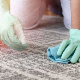 لکه ‌برداری فرش دستباف در کرج - قالیشویی مرکزی